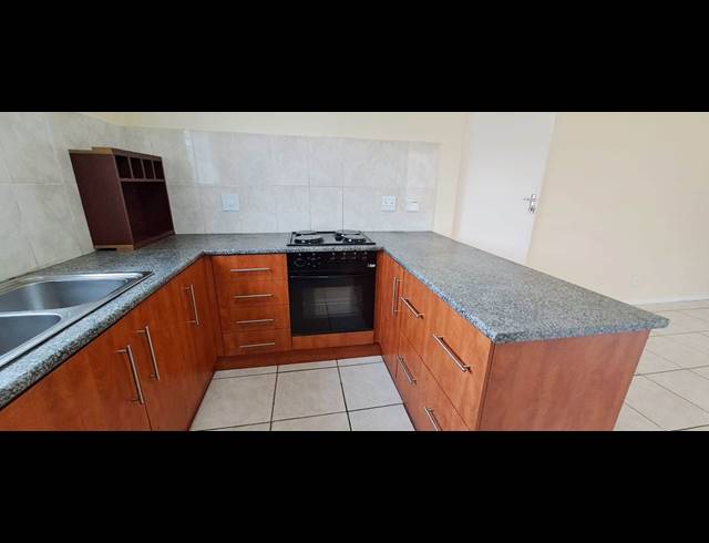 3 BEDROOM HOUSE RENTED IN BRIDGEMEADE